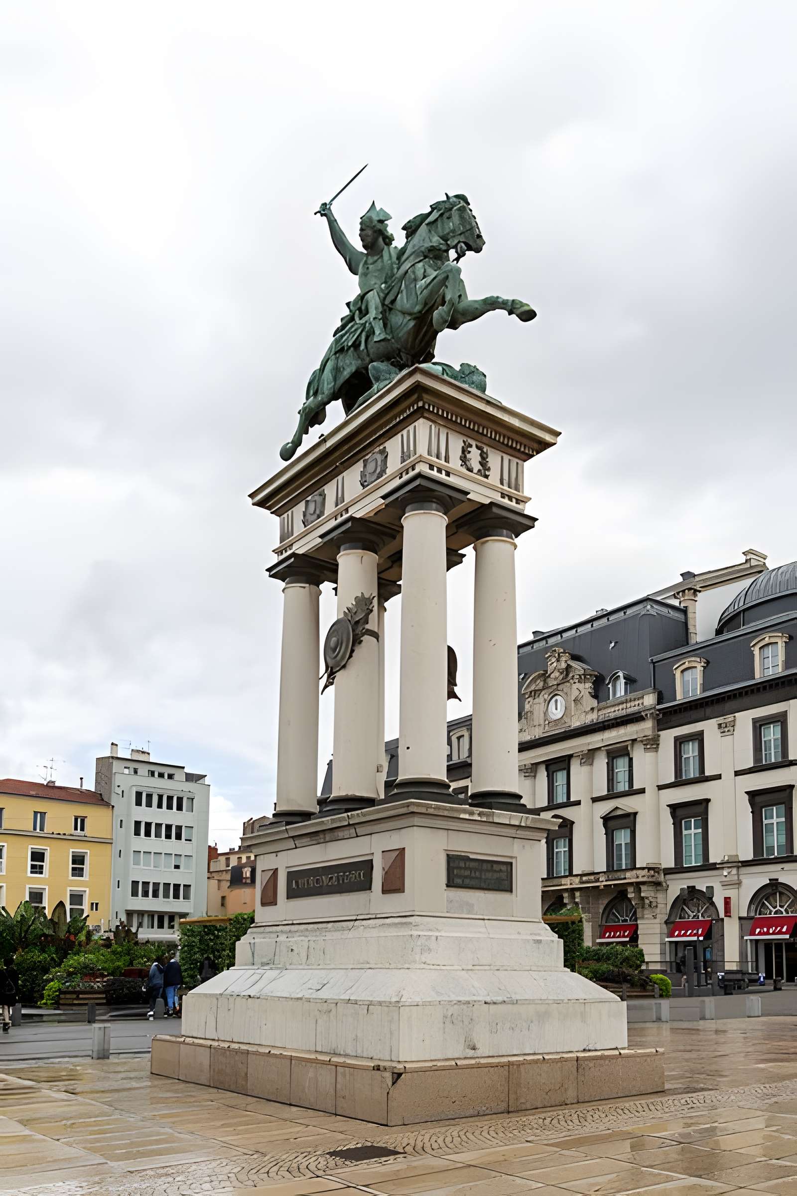 Statue équestre de Vercingétorix à Clermont-Ferrand