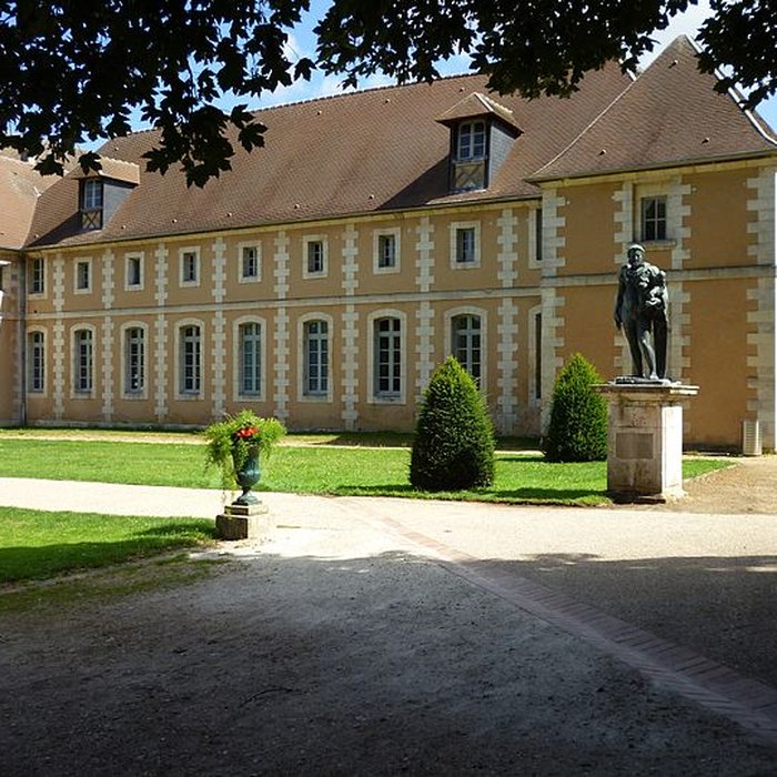 Photo de Couvent des Capucins dÉvreux