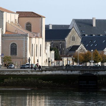 Couvent des dames blanches de La Rochelle