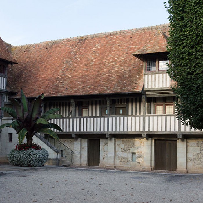 Photo de Couvent des Dominicains de lIsle de Pont-lÉvêque