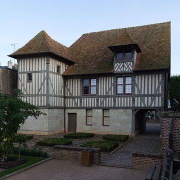 Couvent des Dominicains de lIsle de Pont-lÉvêque