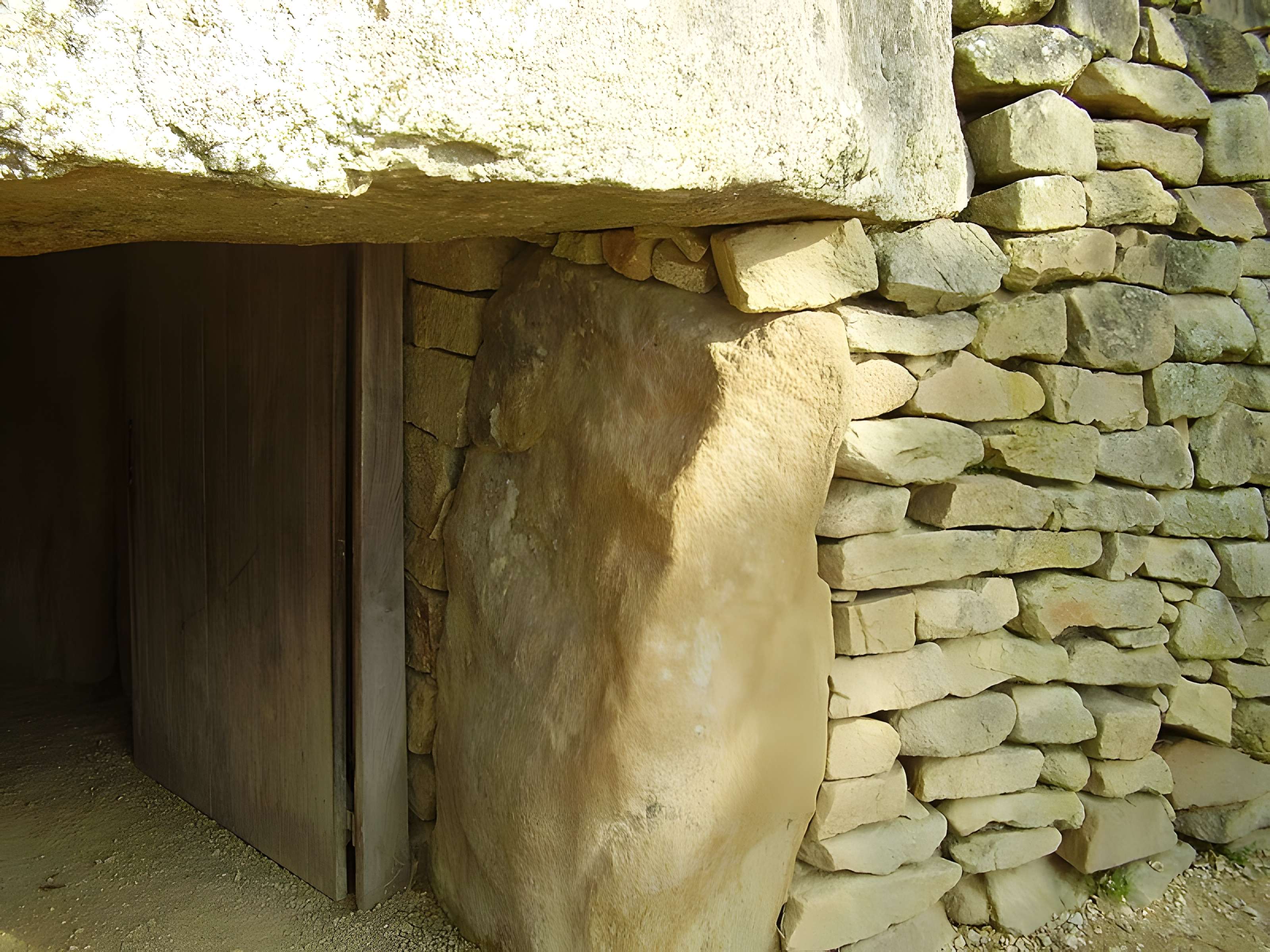 Table des Marchand de Locmariaquer