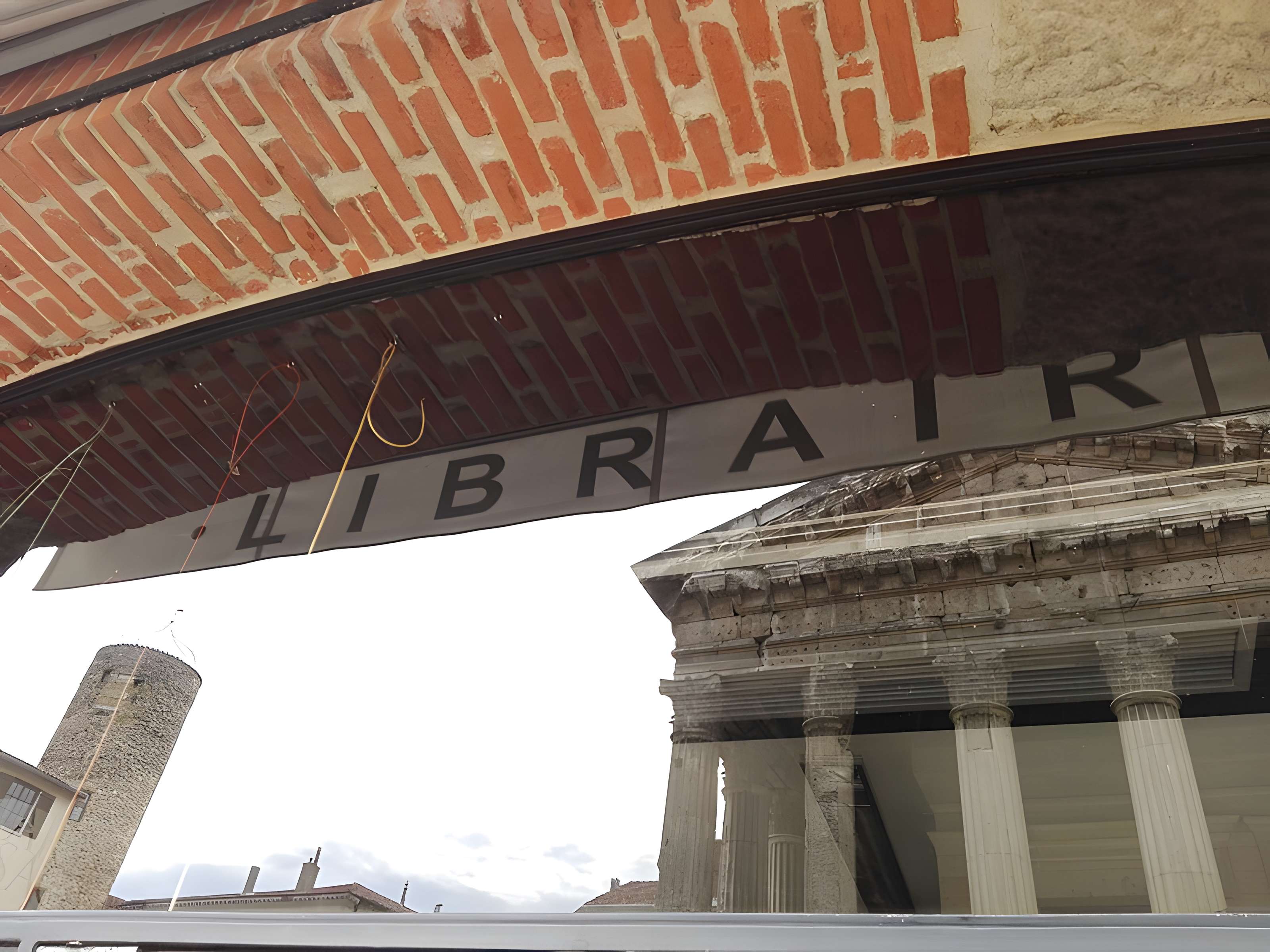 Temple d'Auguste et de Livie à Vienne