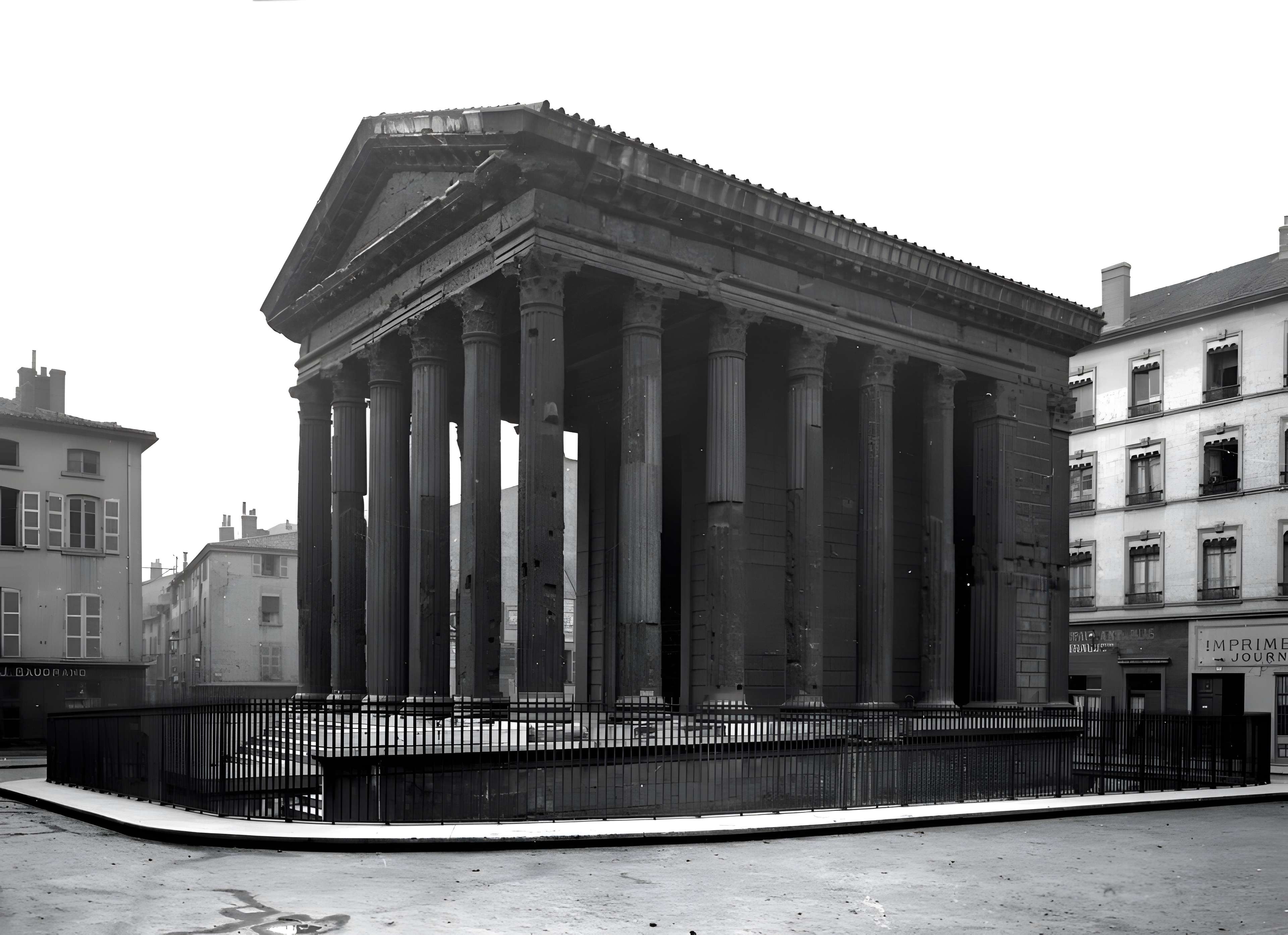 Temple d'Auguste et de Livie à Vienne