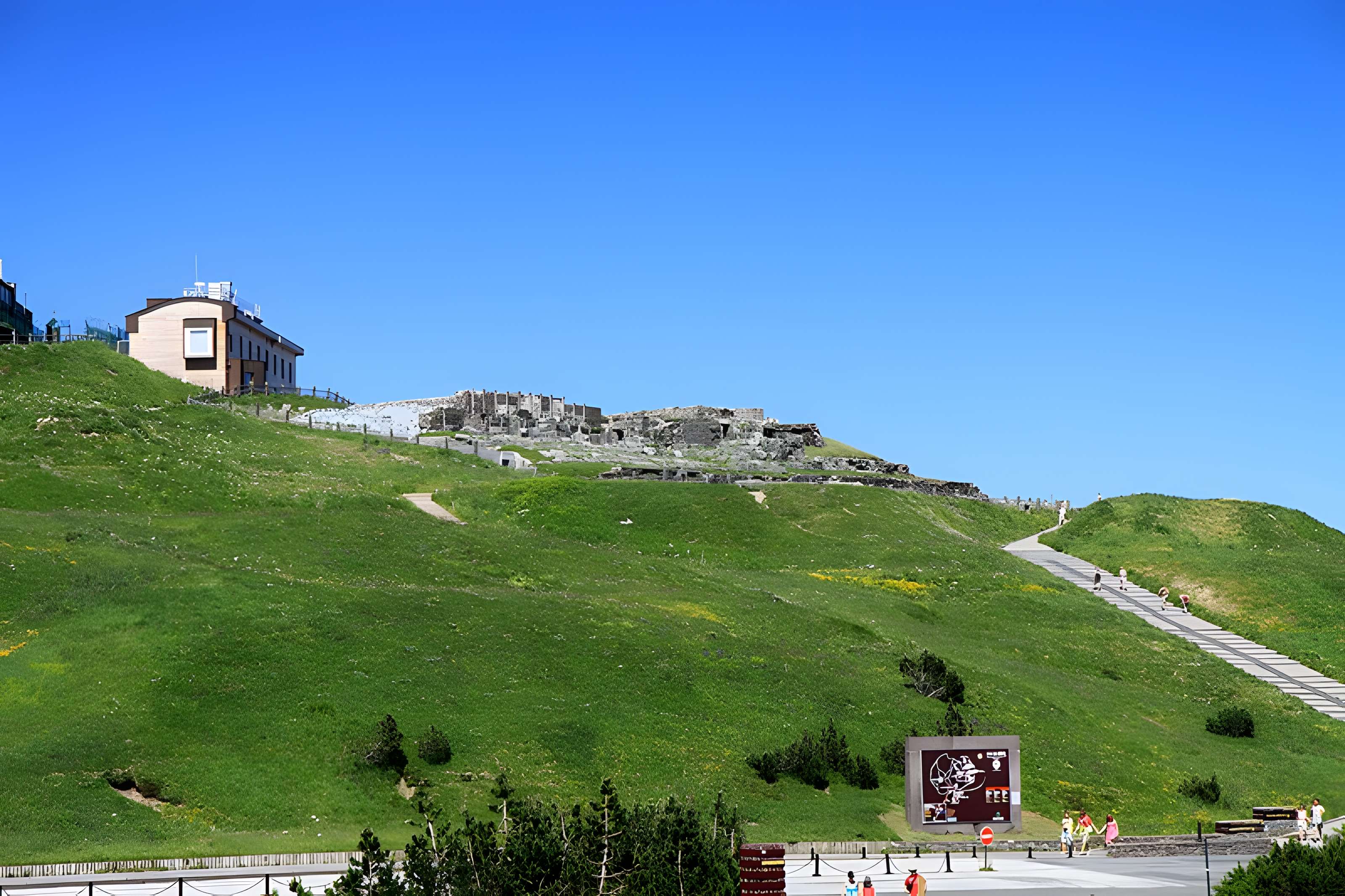 Temple de Mercure d'Orcines