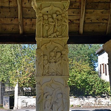 Croix couverte de Bassignac-le-Haut