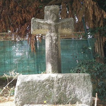 Croix de Bezon à Ploërmel
