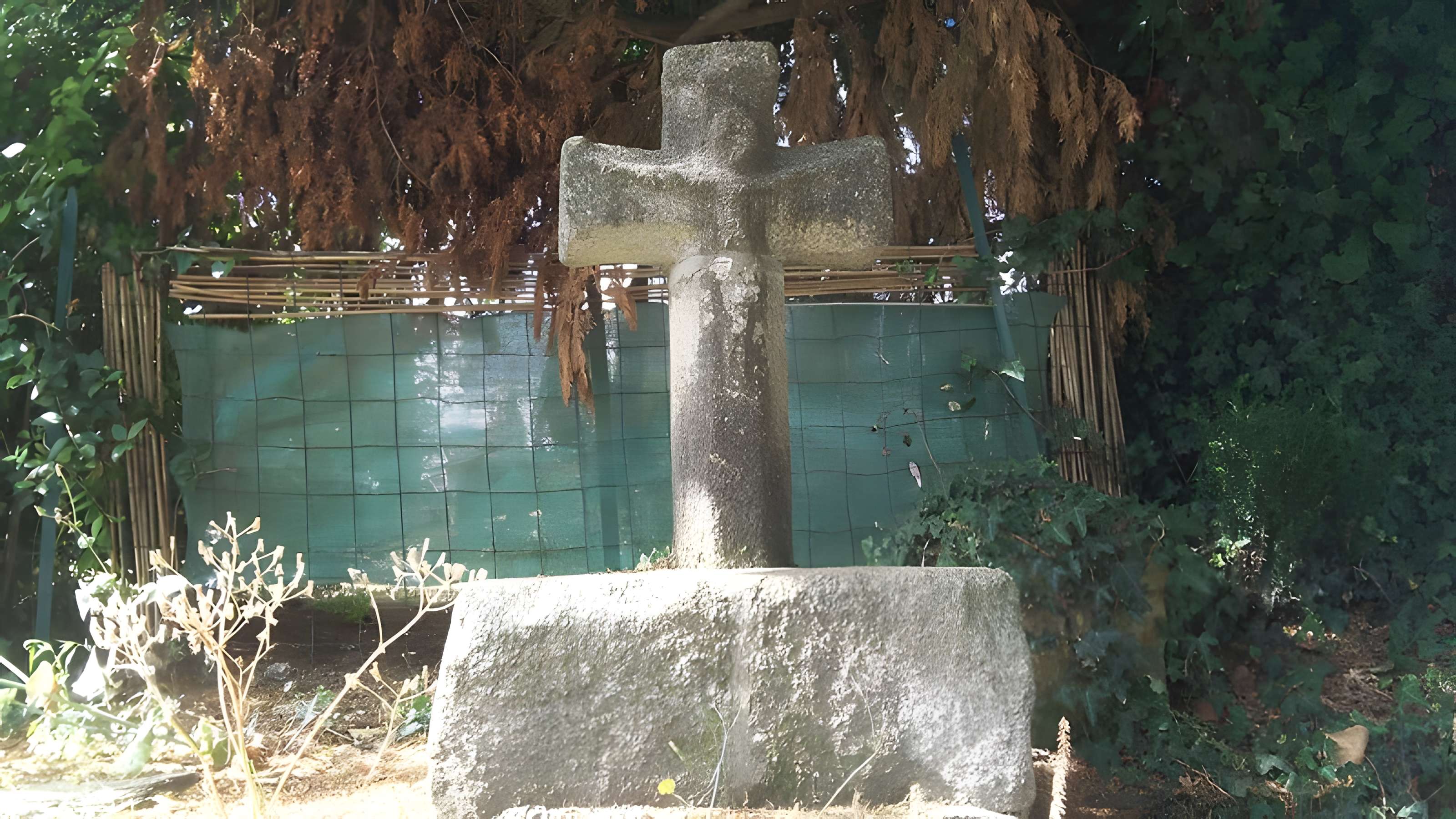 Croix de Bezon à Ploërmel