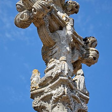 Croix de Boëssé à Yvré-lÉvêque