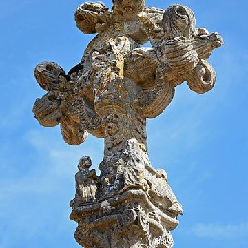 Croix de Boëssé à Yvré-lÉvêque