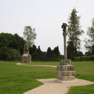 Croix de Bouthiry et Ossuaire du Saint