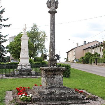 Croix de carrefour de Châtillon-sur-Saône