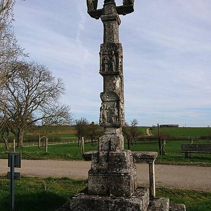 Photo de Croix de carrefour de Frenelle-la-Grande