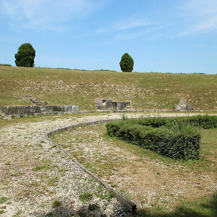 Photo de Théâtre antique de Vendeuil-Caply