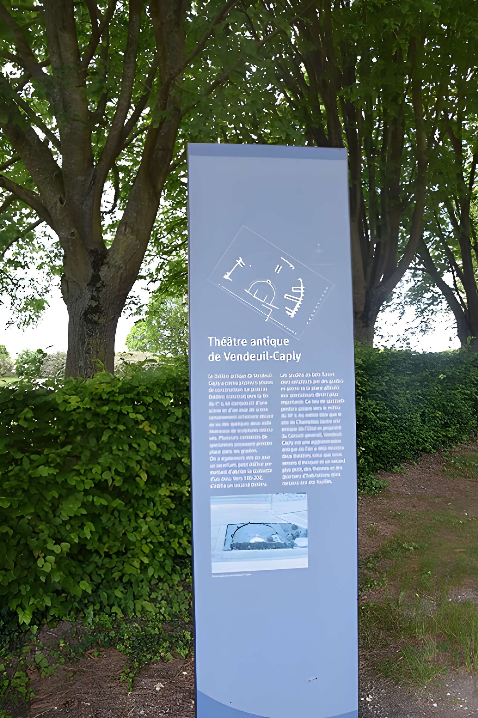 Théâtre antique de Vendeuil-Caply