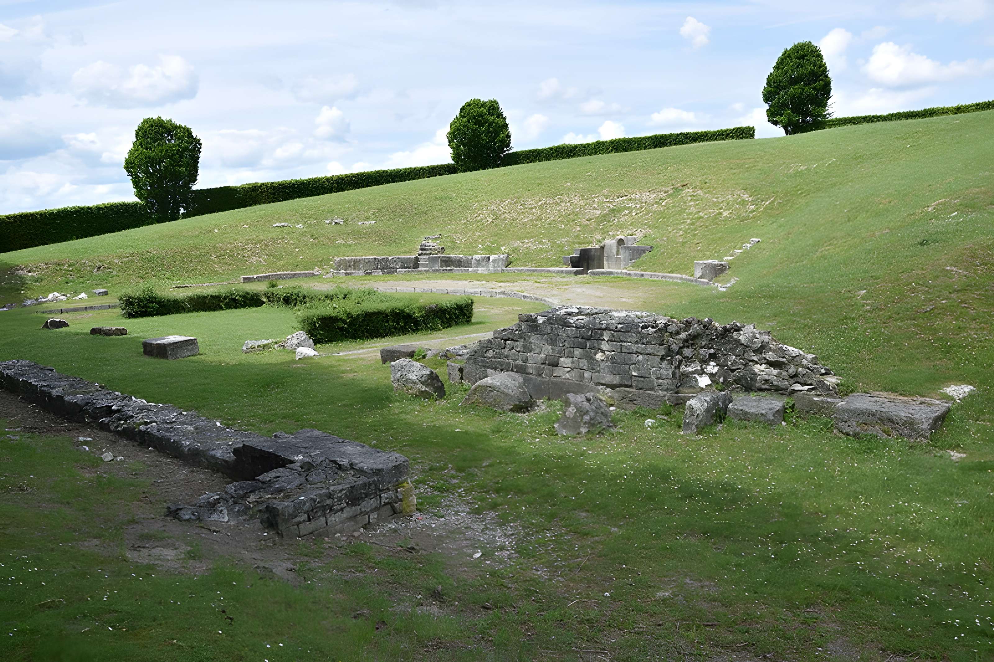 Théâtre antique de Vendeuil-Caply