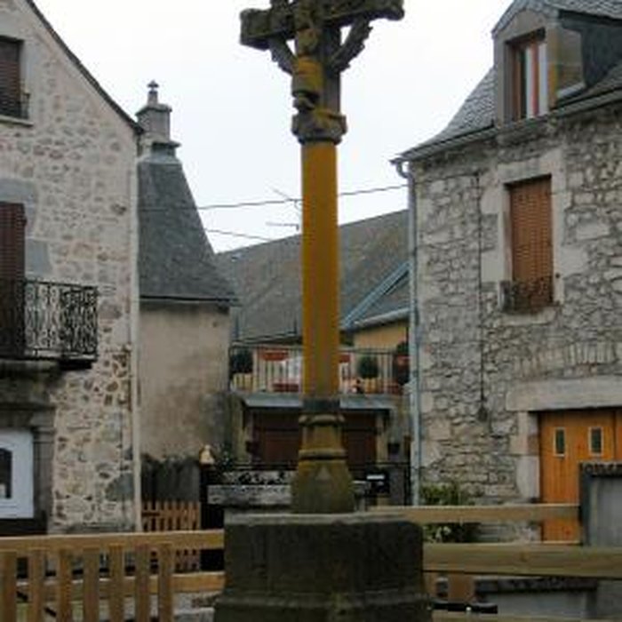 Photo de Croix de Chambon-sur-Lac