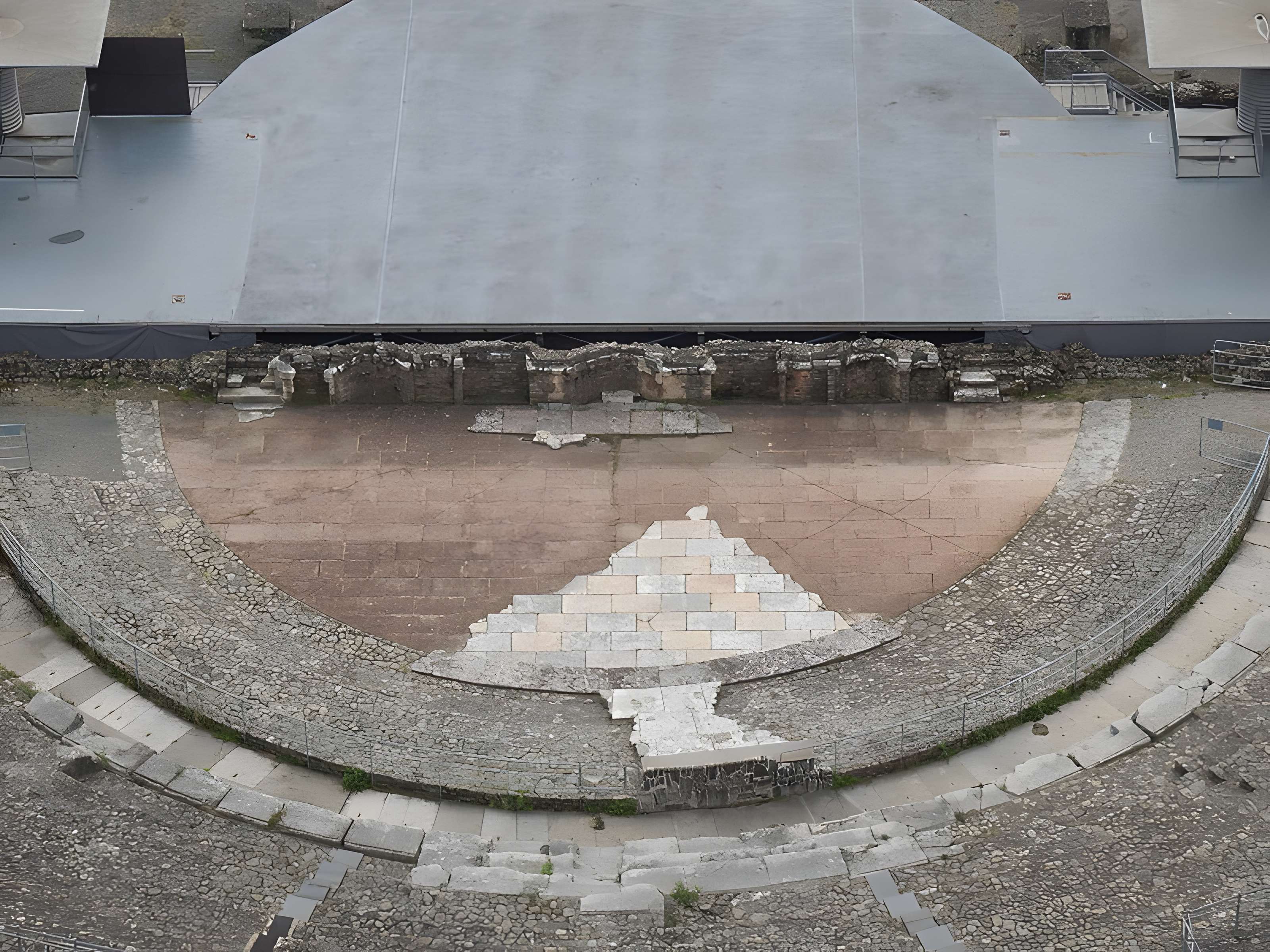 Théâtre antique de Vienne 