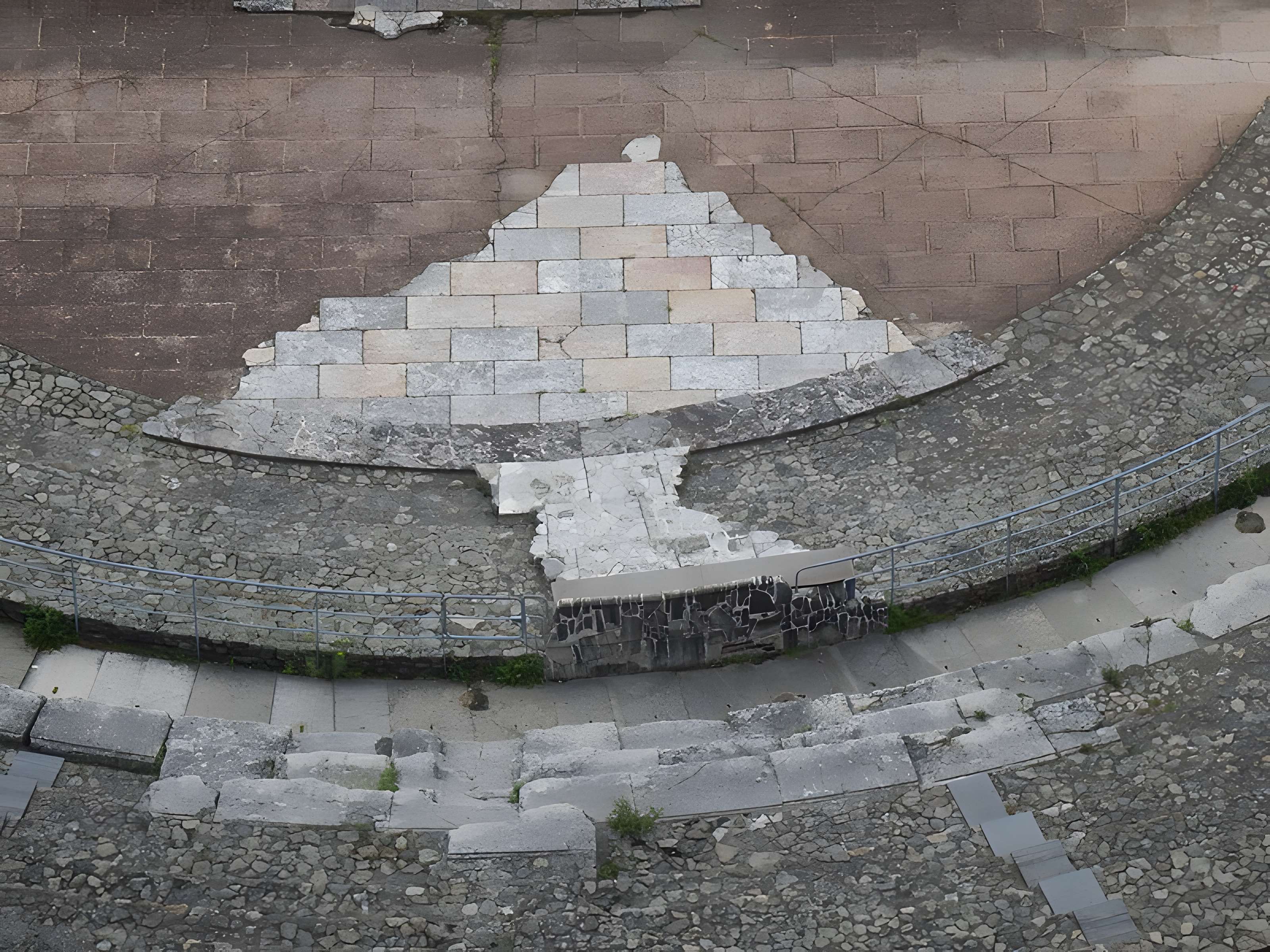 Théâtre antique de Vienne 