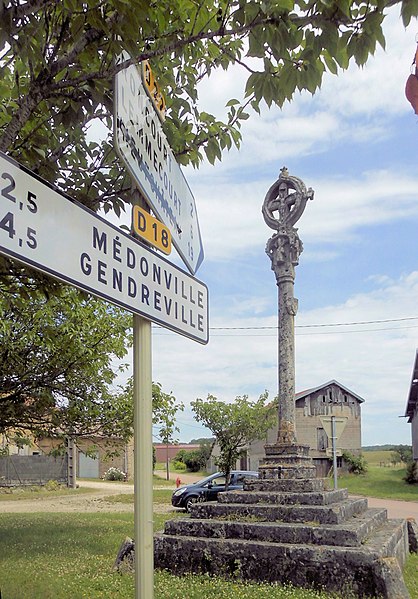 Photo de Croix de chemin de Malaincourt