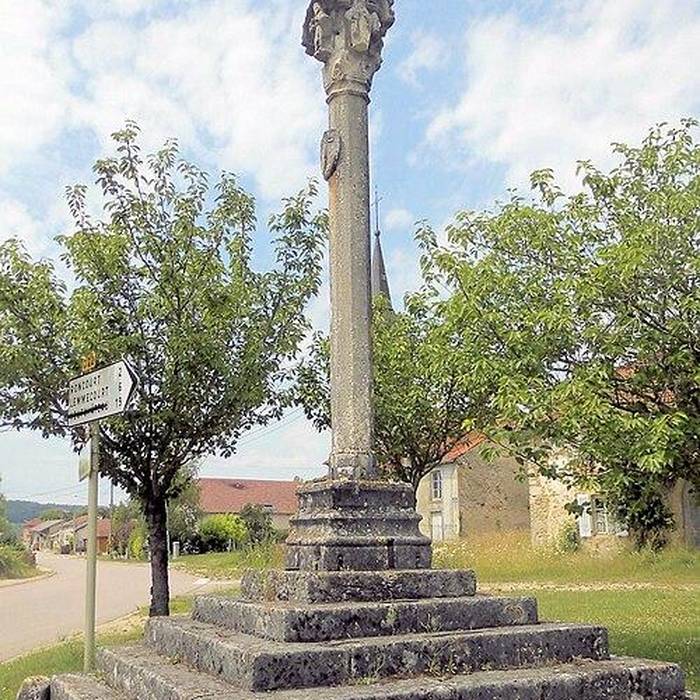 Photo de Croix de chemin de Malaincourt