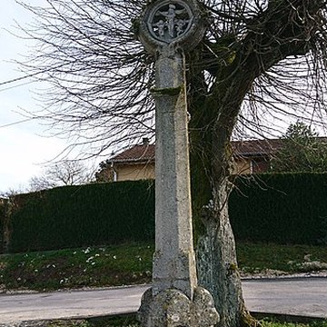 Croix de chemin de Mazirot