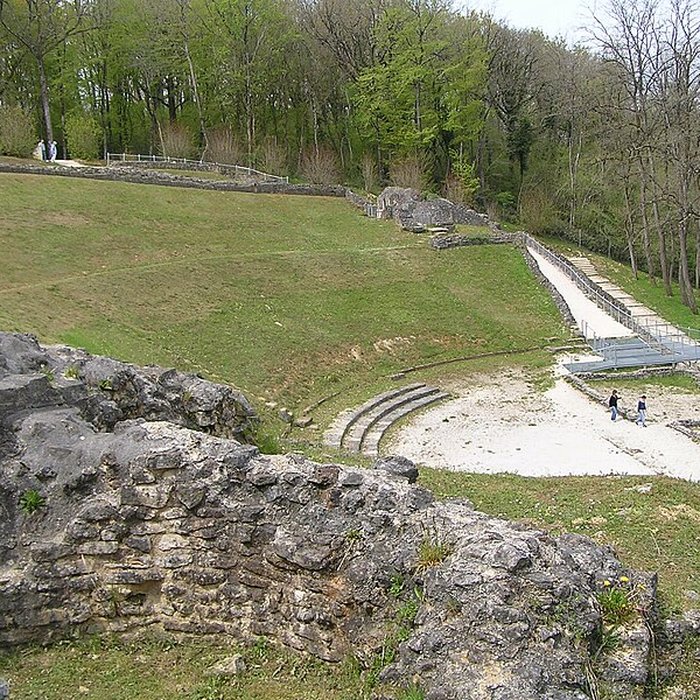 Photo de Théâtre gallo-romain des Bouchauds à Saint-Cybardeaux