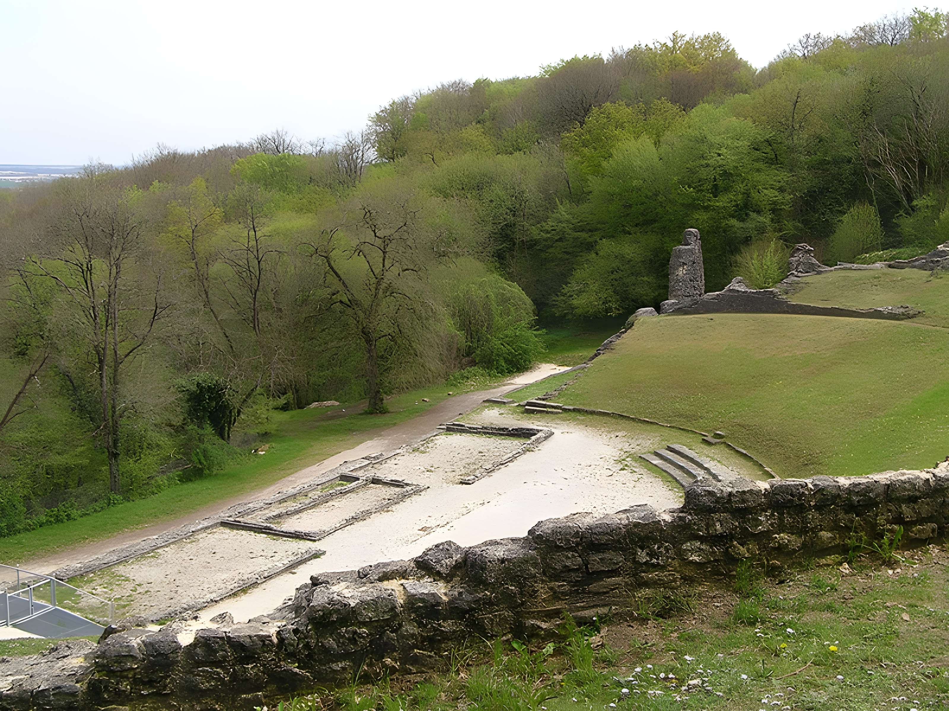 Théâtre gallo-romain des Bouchauds à Saint-Cybardeaux