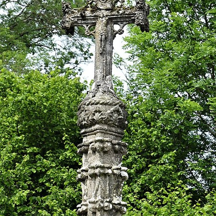 Photo de Croix de chemin de Saint-Michel-de-Veisse