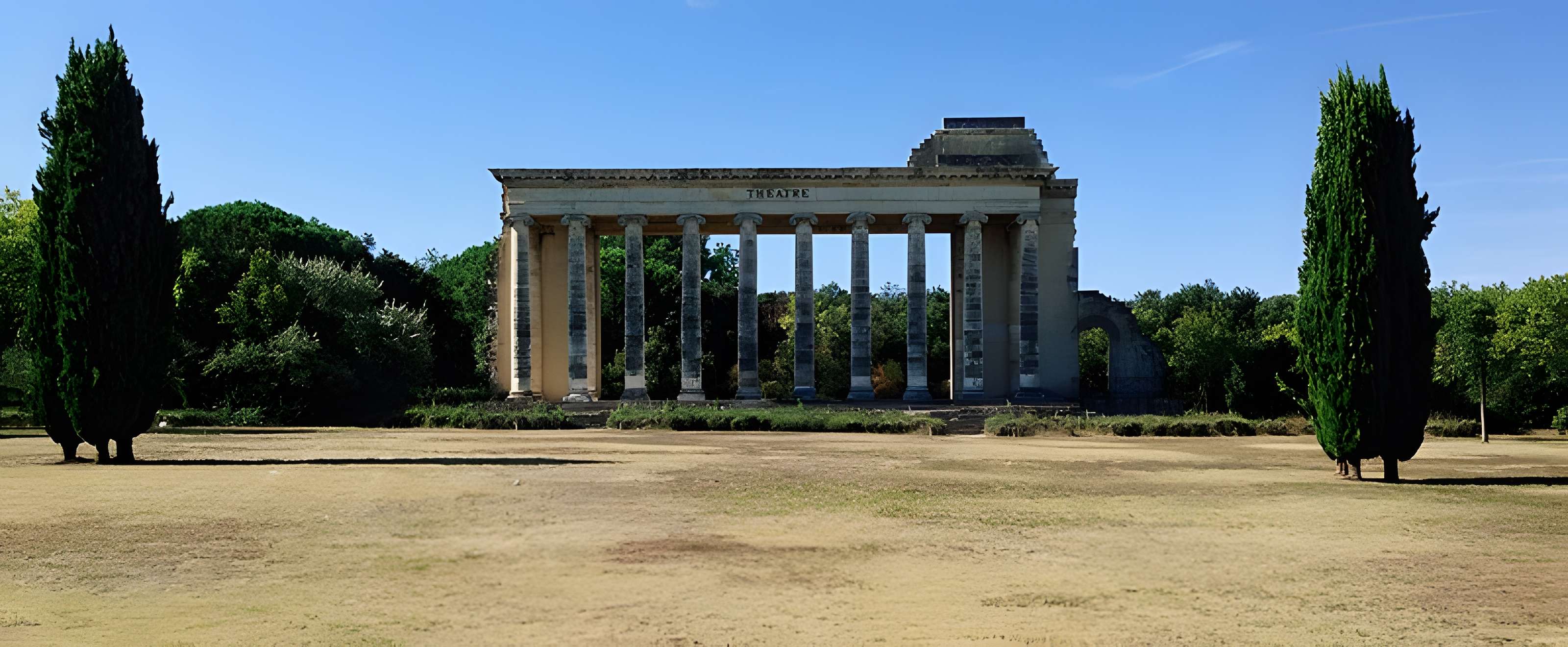 Théâtre municipal de Nîmes