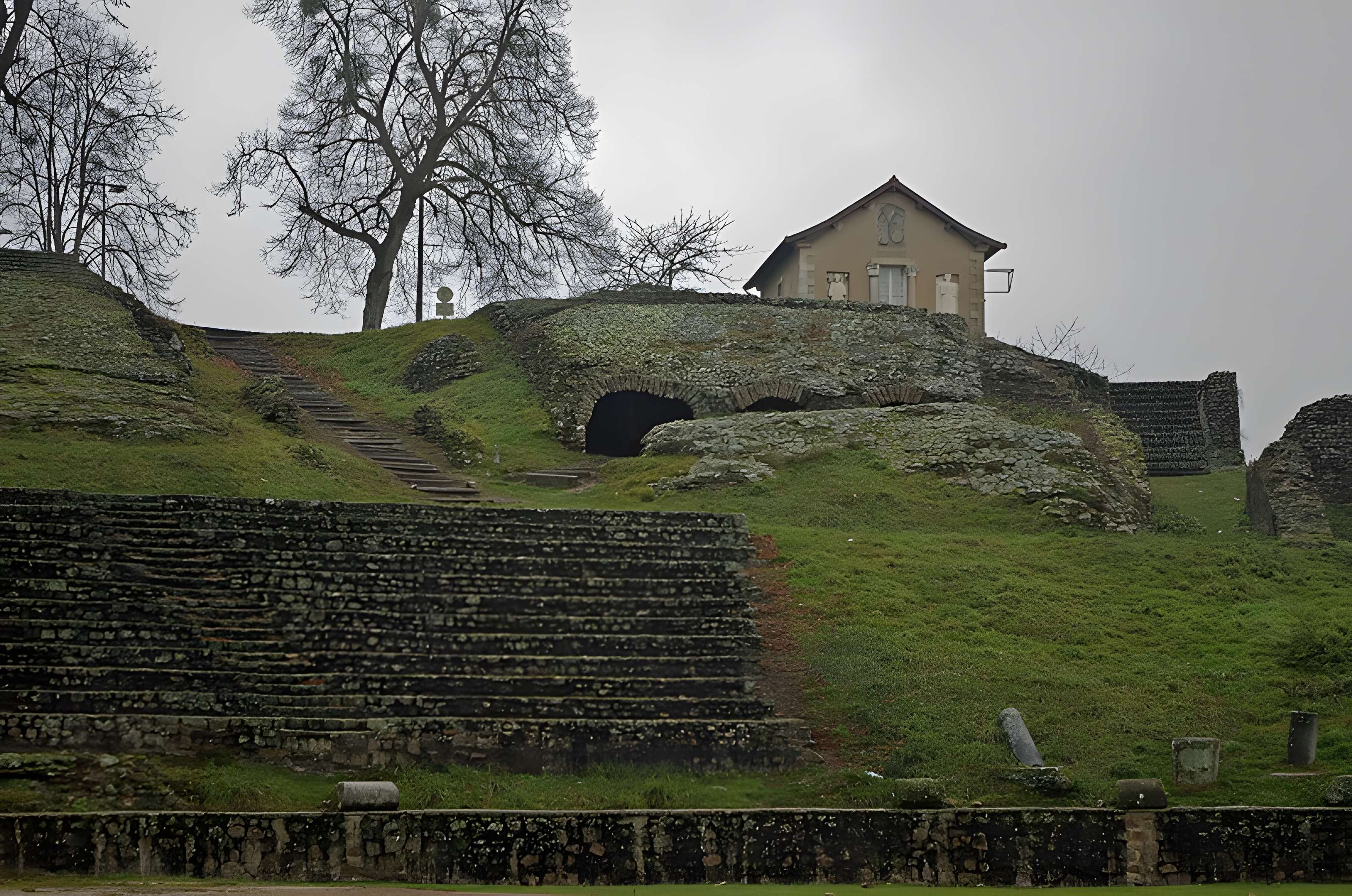 Théâtre romain d'Autun