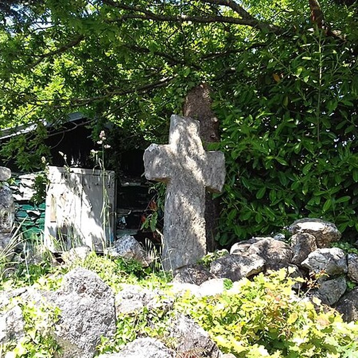 Photo de Croix de chemin en schiste de Kerduellic