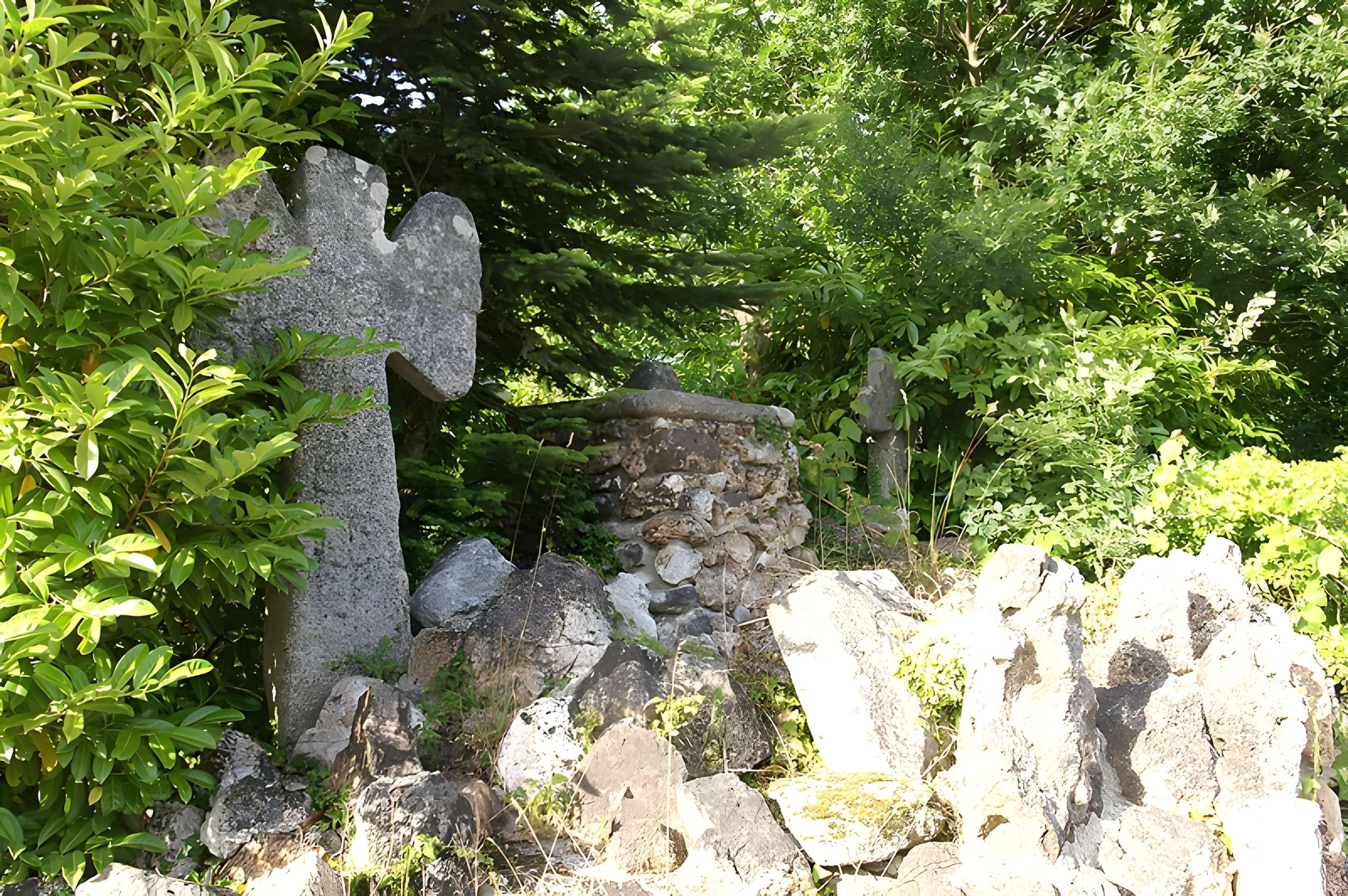 Croix de chemin en granit de Kerduellic