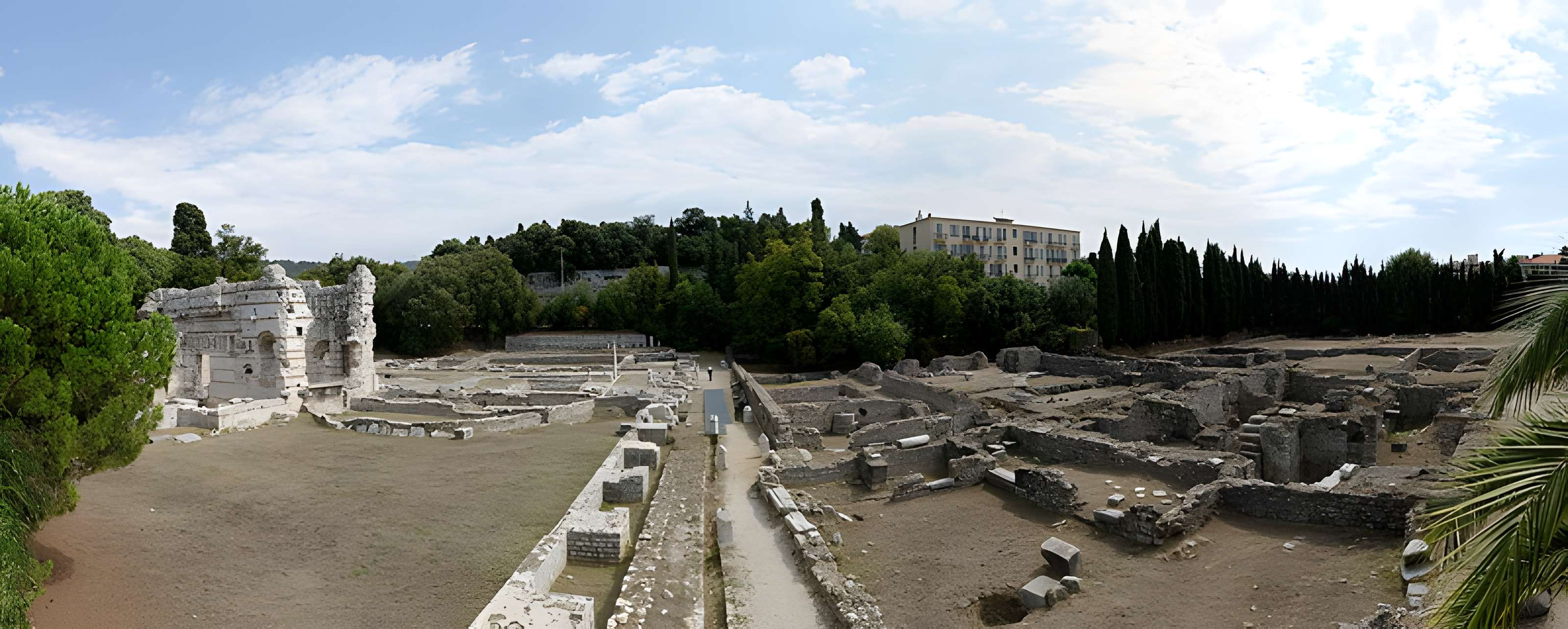 Thermes romains de Cimiez, dans le domaine de la villa Garin de Cacconata
