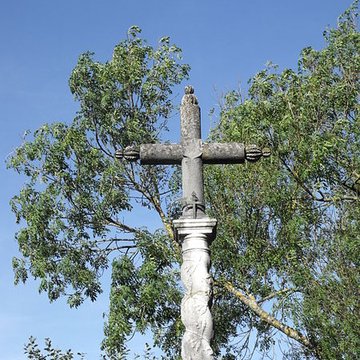 croix de cimetiere de chamesol