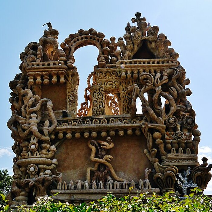 Photo de Tombe du Facteur Cheval à Hauterives