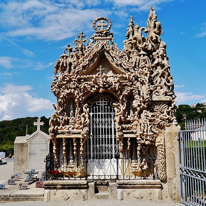 Photo de Tombe du Facteur Cheval à Hauterives