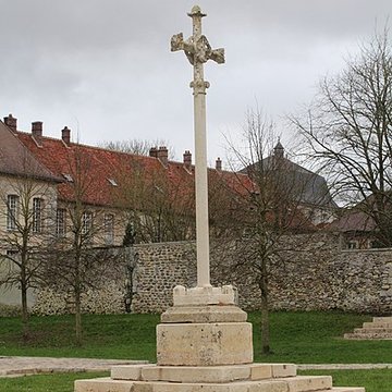 Croix de cimetière de Jouarre