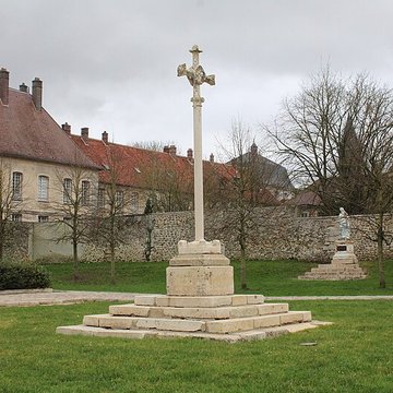 Croix de cimetière de Jouarre