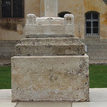 Croix de cimetière de Jouarre
