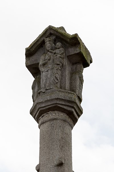 Croix de cimetière de Lanouée