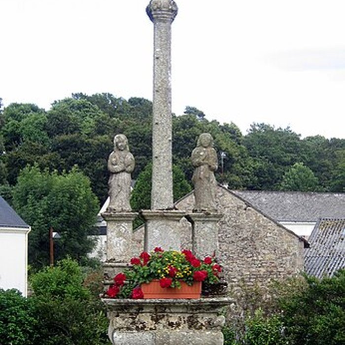 Photo de Croix de cimetière de Lanvaudan