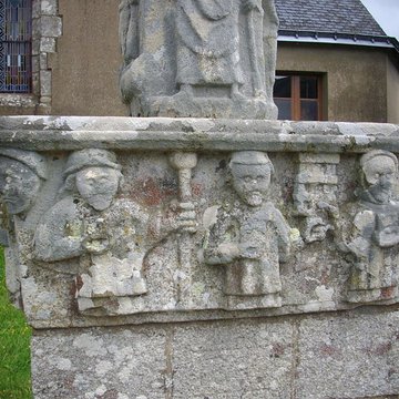 Croix de cimetière de Larré