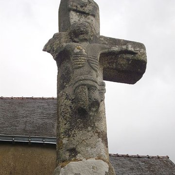 Croix de cimetière de Larré