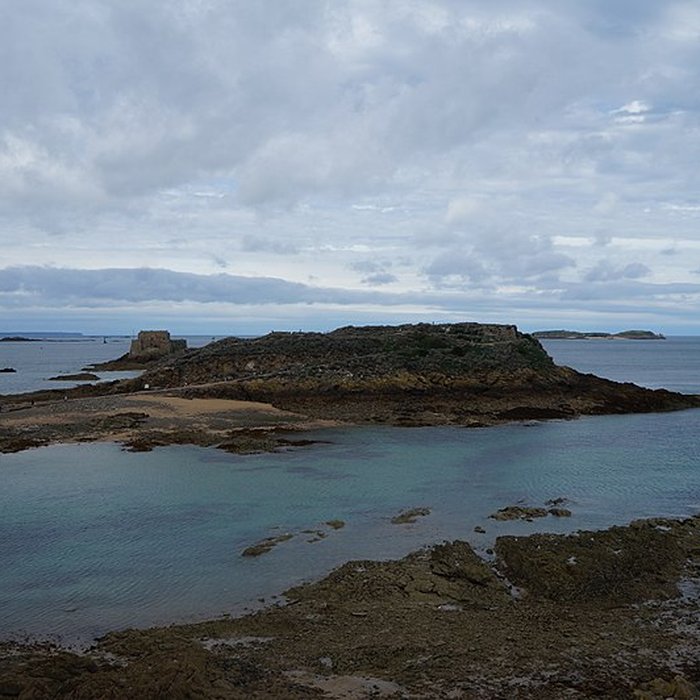 Photo de Tombeau de Chateaubriand à Saint-Malo