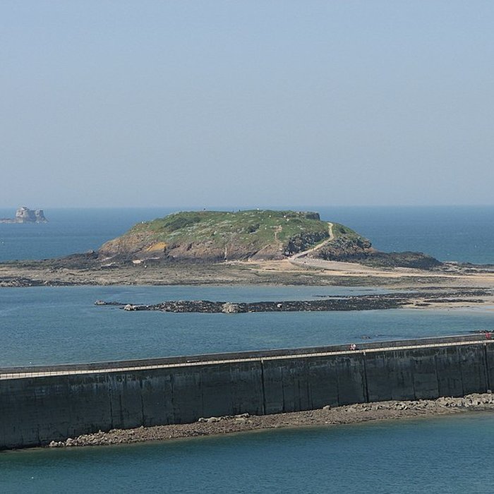 Photo de Tombeau de Chateaubriand à Saint-Malo