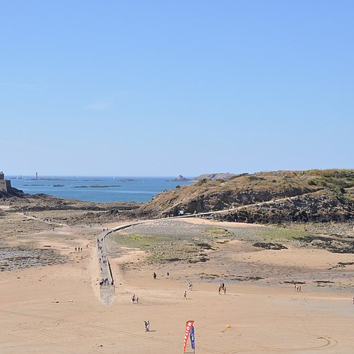 Photo de Tombeau de Chateaubriand à Saint-Malo