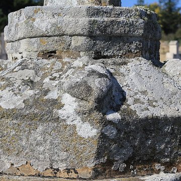 Croix de cimetière de Locmariaquer