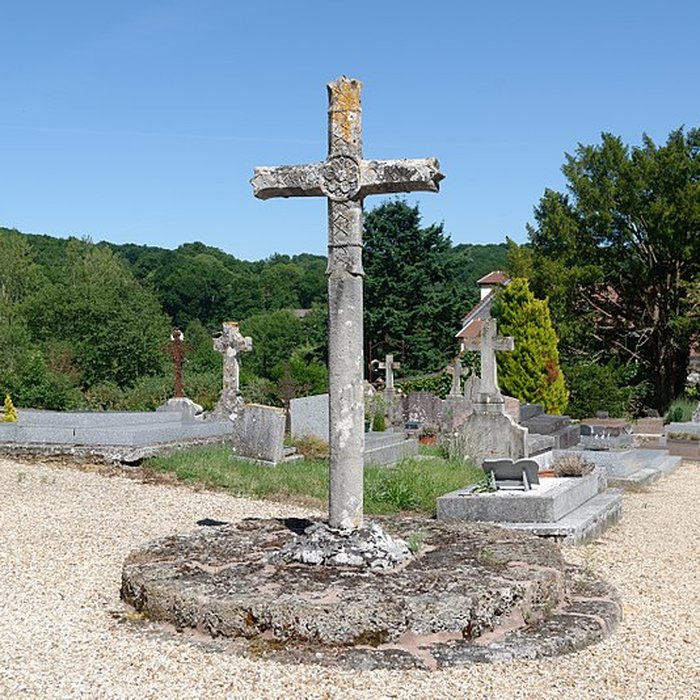 Photo de Croix de cimetière de Milon-la-Chapelle