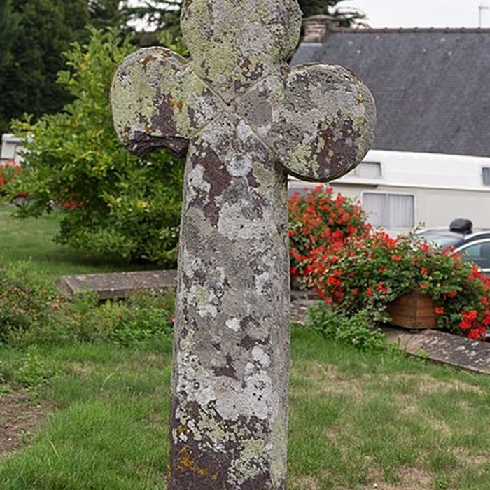 Photo de Croix de cimetière de Monteneuf